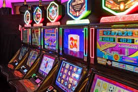 Nolimit City bonus feature screen showing expanding wild reels and win accumulation